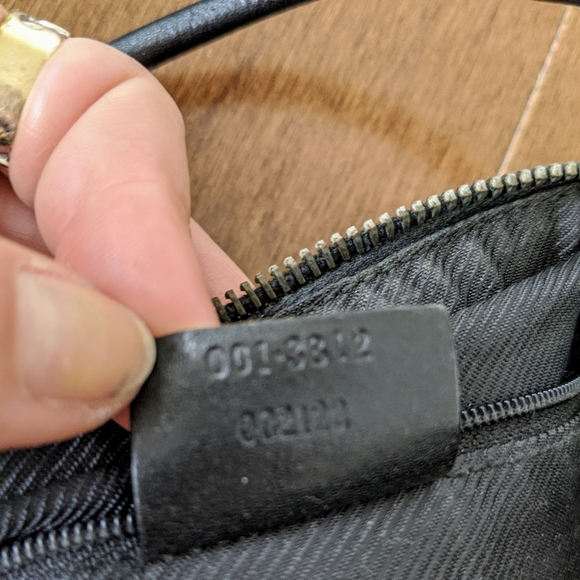 Vintage Authentic GUCCI shoulder bag - Picture 8 of 10